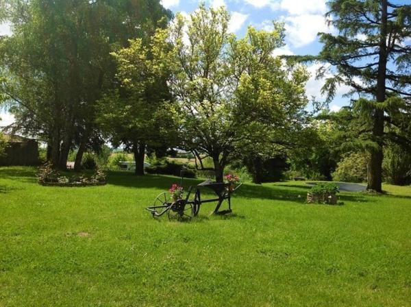 L'Oustal Chambres Et Tables D'Hotes Sonnac  Bagian luar foto